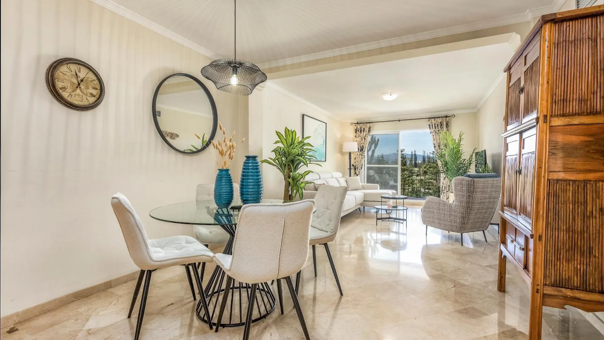 Mijas Golf Frontline Luxury 2 Bed Apt Beautiful Golf, Mountains And Lake Views Fuengirola Apartment