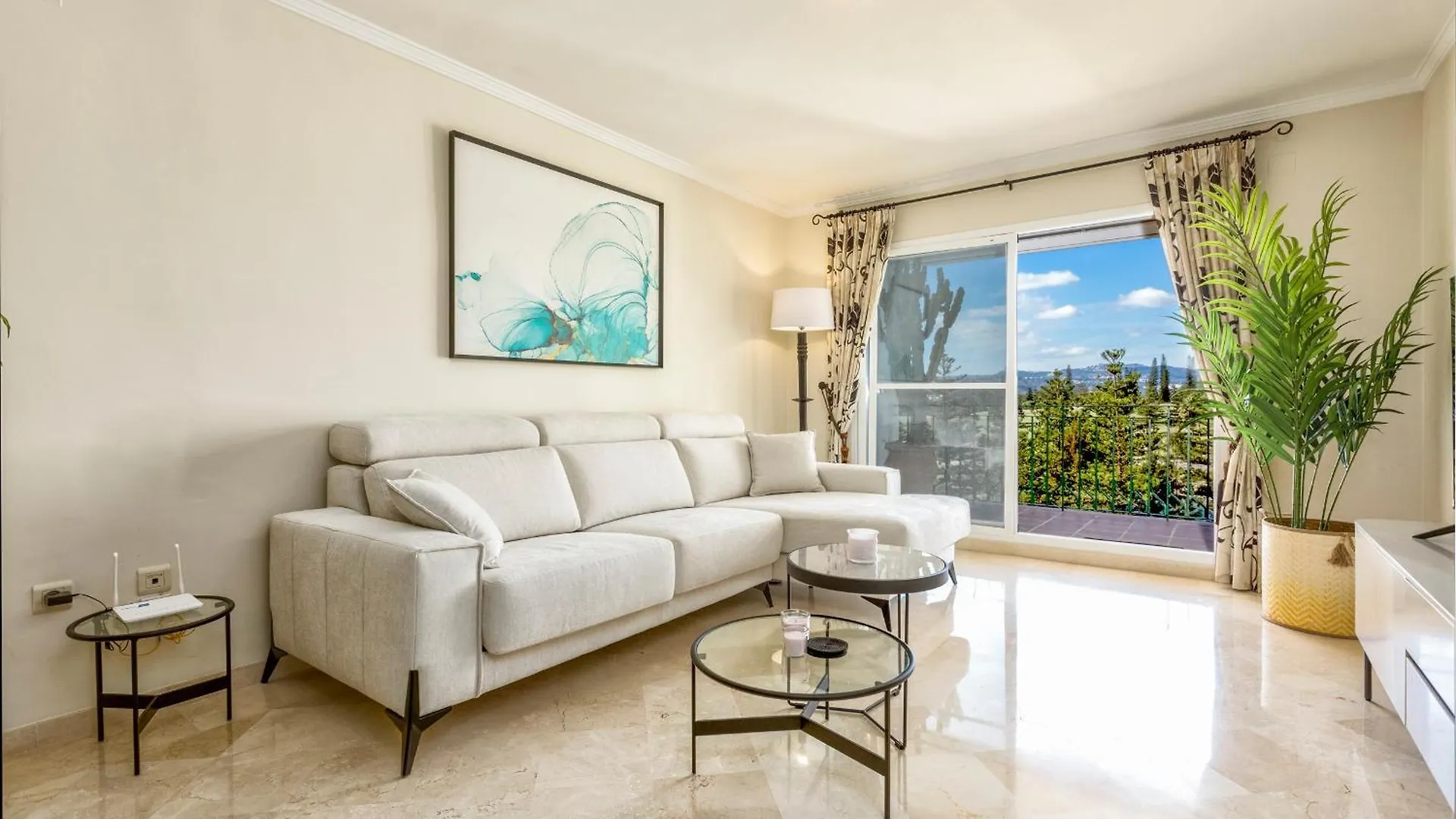 Apartment Mijas Golf Frontline Luxury 2 Bed Apt Beautiful Golf, Mountains And Lake Views Fuengirola