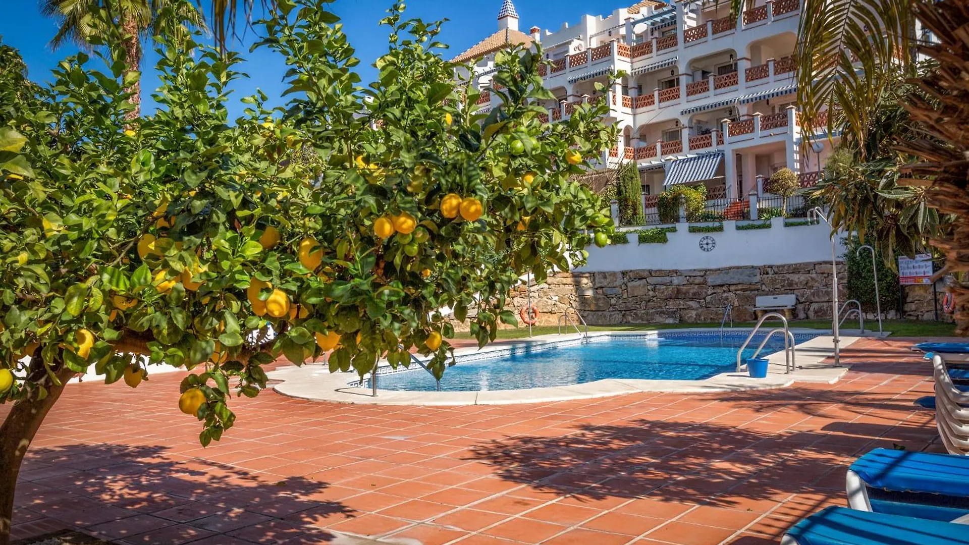 Apartment Mijas Golf Frontline Luxury 2 Bed Apt Beautiful Golf, Mountains And Lake Views Fuengirola Spain